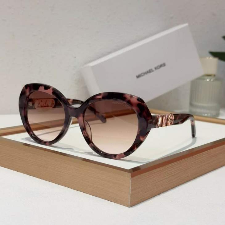 Picture of Michael Kors Sunglasses _SKUfw71187520fw